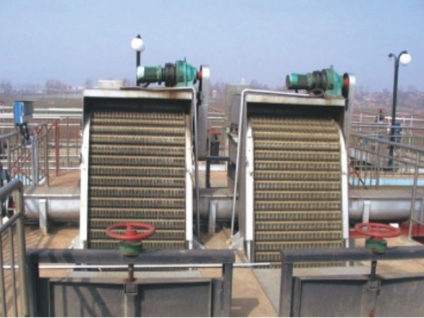 回轉(zhuǎn)式機(jī)械格柵除污機(jī)